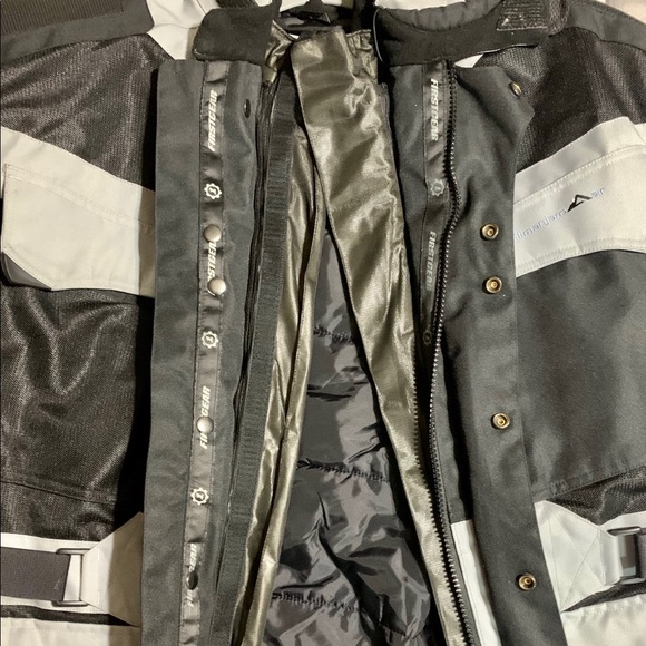 Firstgear men’s Kilimanjaro Riding Armored Jacket - Picture 6 of 13